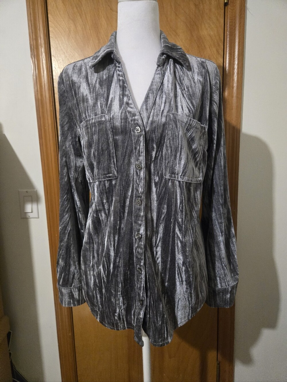 Maurices Women's Silver-Gray Crushed Velvet Button-Down Shirt Size M